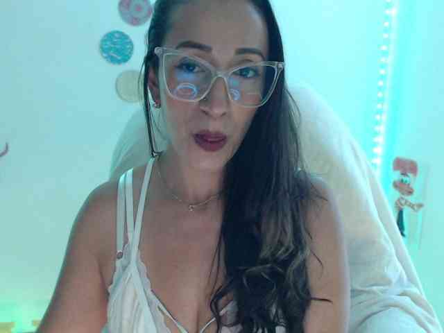 bomboncita288 webcam