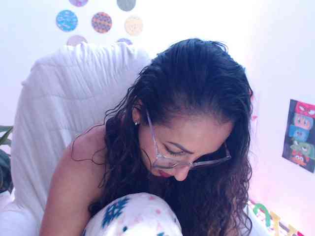 bomboncita288 webcam