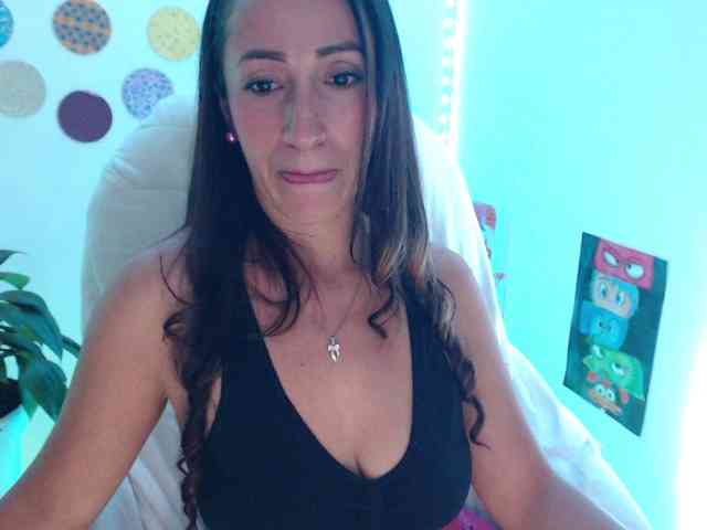 bomboncita288 webcam