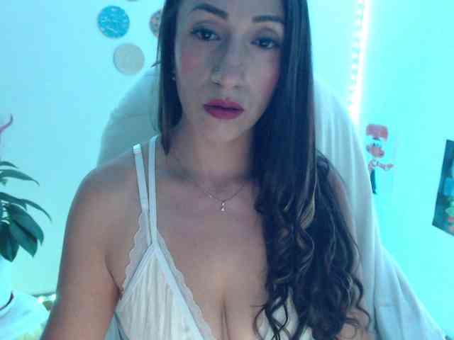 bomboncita288 webcam