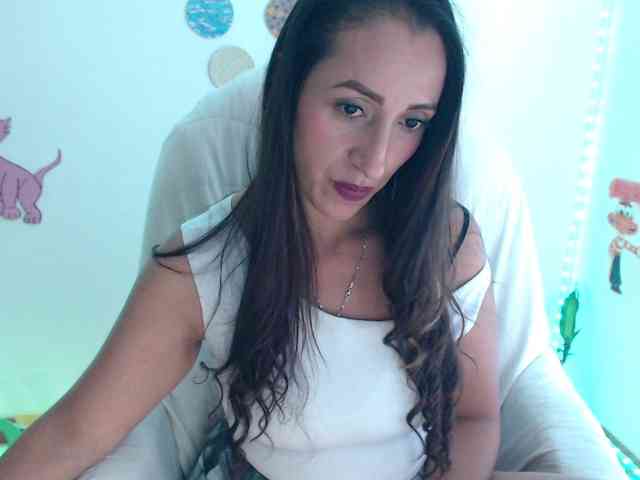 bomboncita288 webcam