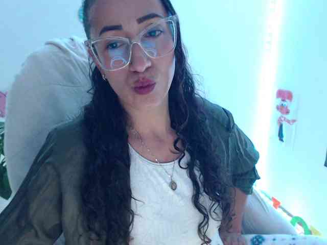 bomboncita288 webcam