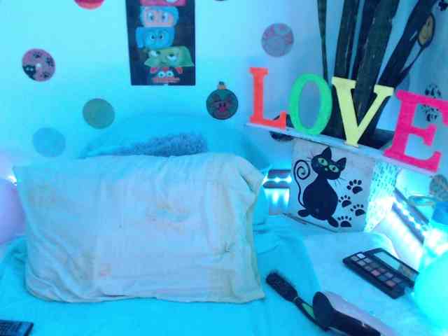 bomboncita288 webcam