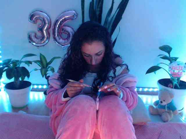 bomboncita288 webcam