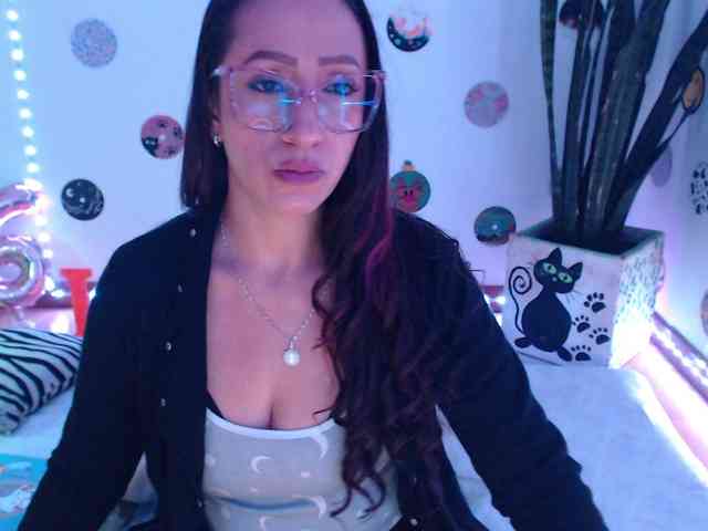 bomboncita288 webcam