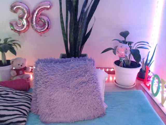 bomboncita288 webcam