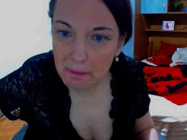 LadyLUnique webcam