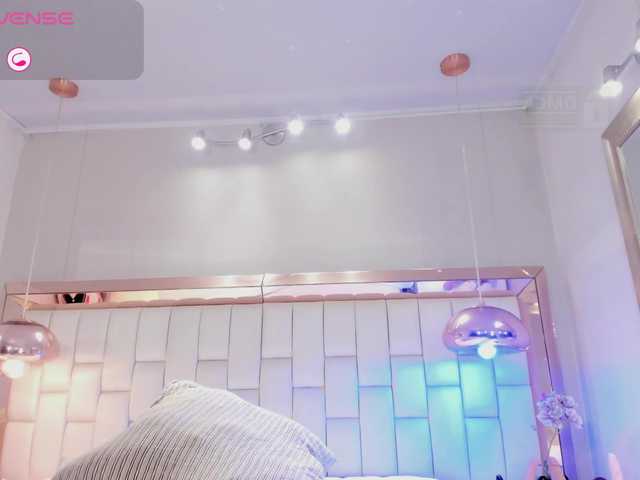 lady-hellen's BongaCams show and profile