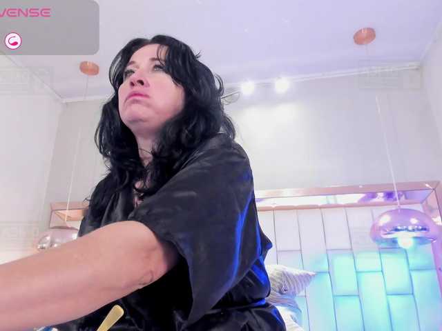 lady-hellen's BongaCams show and profile