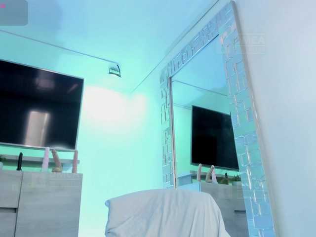 lady-hellen's BongaCams show and profile