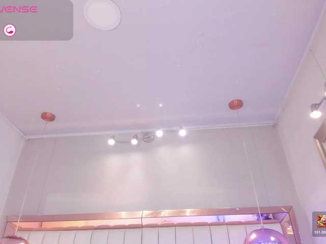 lady-hellen's BongaCams show and profile