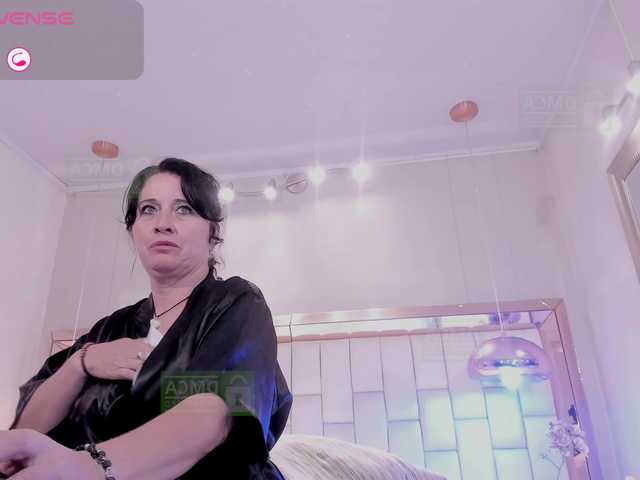 lady-hellen's BongaCams show and profile