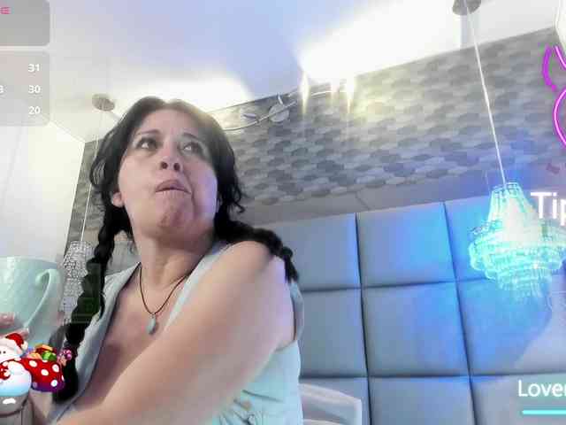 Lady-Hellen webcam
