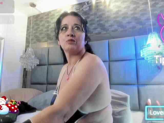 Lady-Hellen webcam