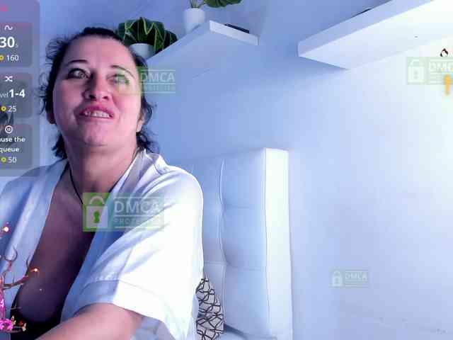 Lady-Hellen webcam