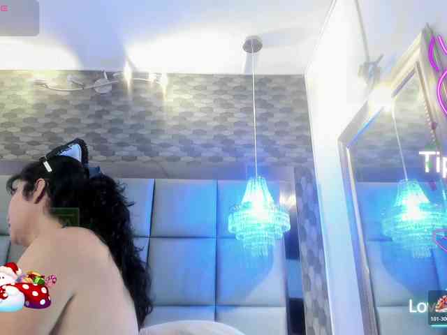 Lady-Hellen webcam