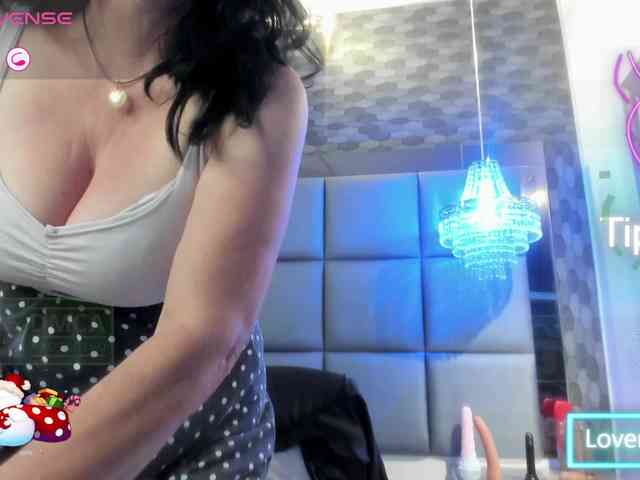 Lady-Hellen webcam