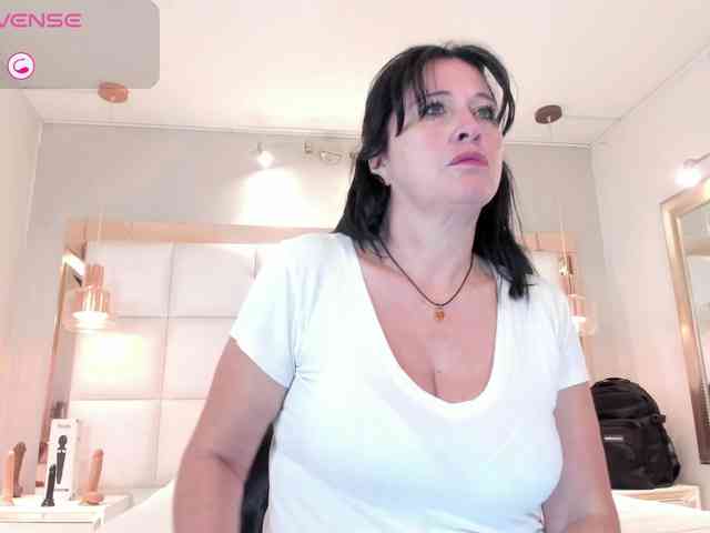 lady-hellen lady-hellen