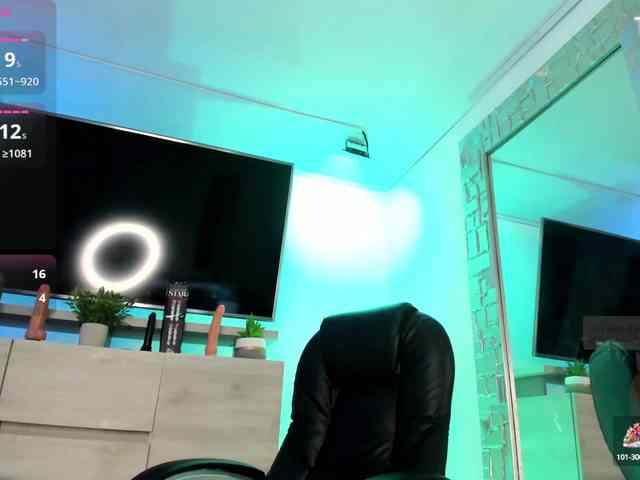 Lady-Hellen webcam