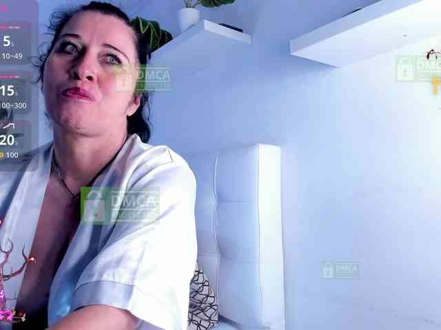 Lady-Hellen webcam