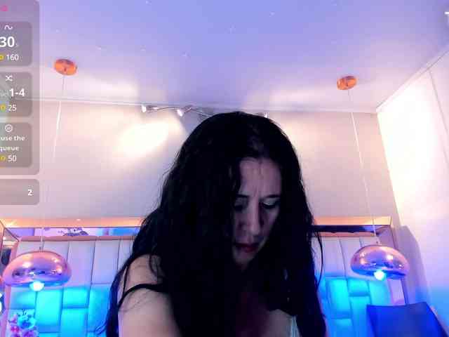 Lady-Hellen webcam