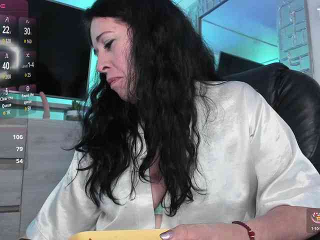 Lady-Hellen webcam