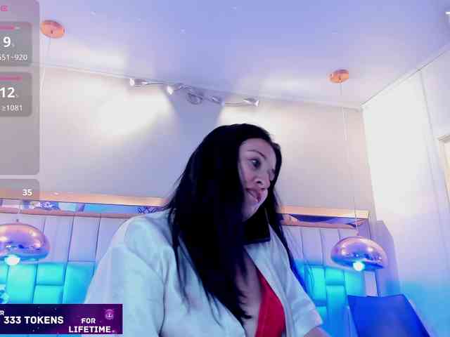 Lady-Hellen webcam
