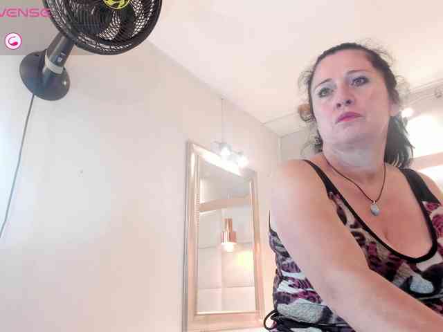 lady-hellen lady-hellen