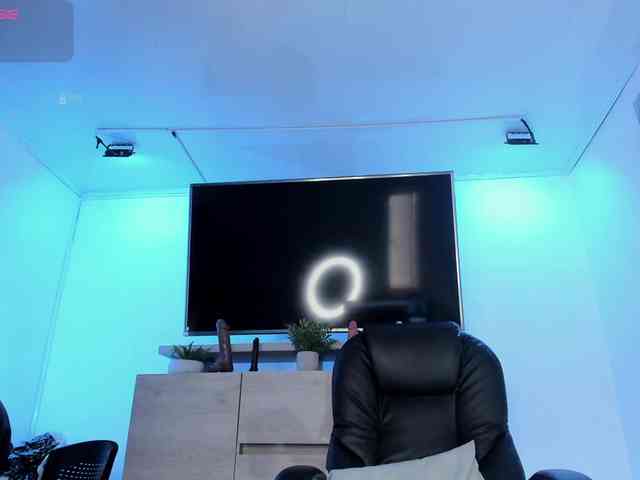 Lady-Hellen webcam