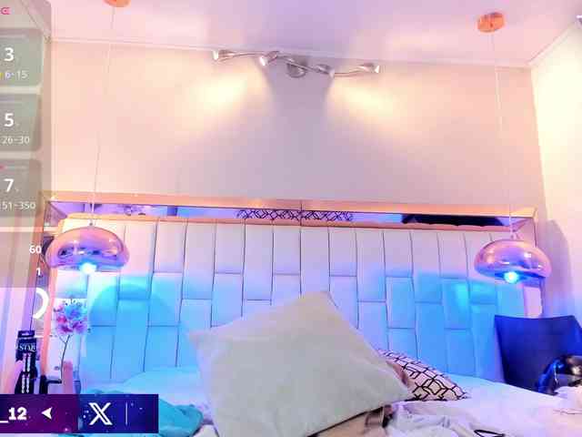 Lady-Hellen webcam