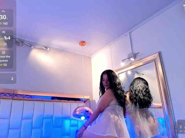Lady-Hellen webcam