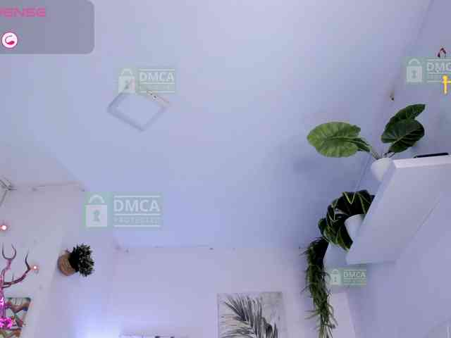 Lady-Hellen webcam