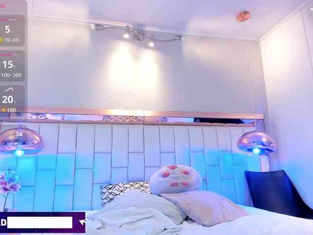 Lady-Hellen webcam