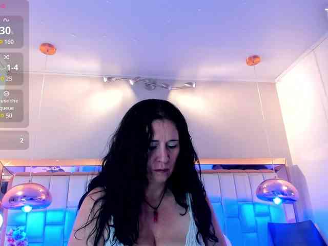Lady-Hellen webcam