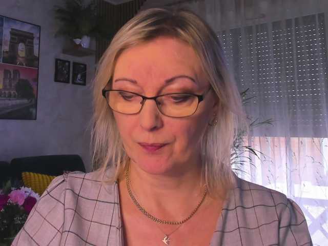 SoftVANESSA's BongaCams show and profile