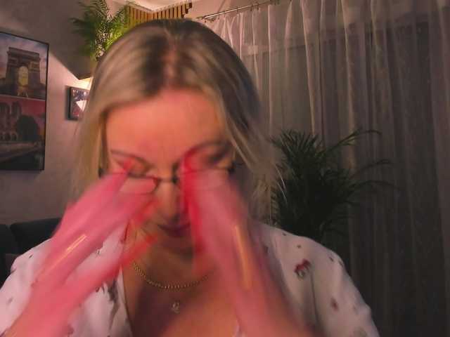 softvanessa live show