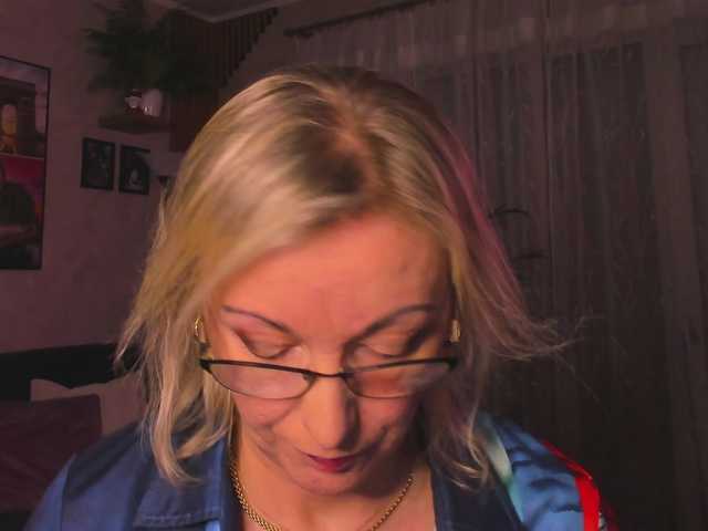 SoftVANESSA's BongaCams show and profile