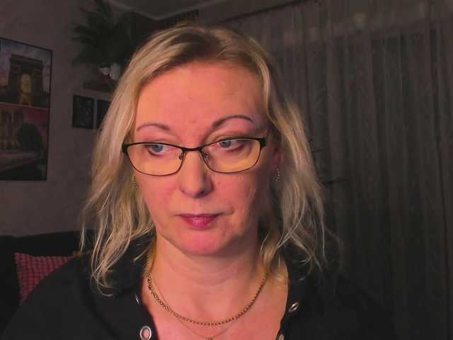 SoftVANESSA's BongaCams show and profile