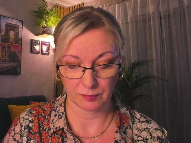 SoftVANESSA's BongaCams show and profile