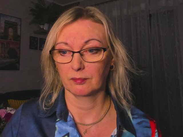 SoftVANESSA's BongaCams show and profile