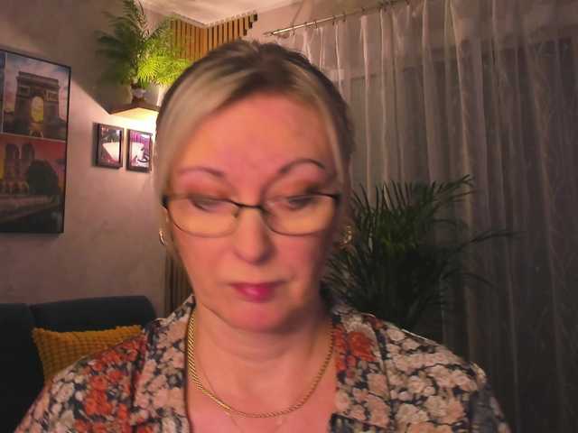 SoftVANESSA's BongaCams show and profile