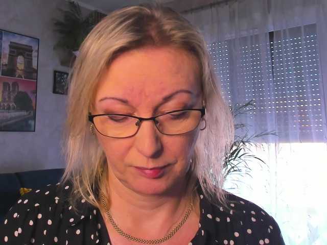 SoftVANESSA's BongaCams show and profile