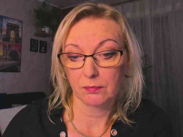 SoftVANESSA Live Webcam on BongaCams