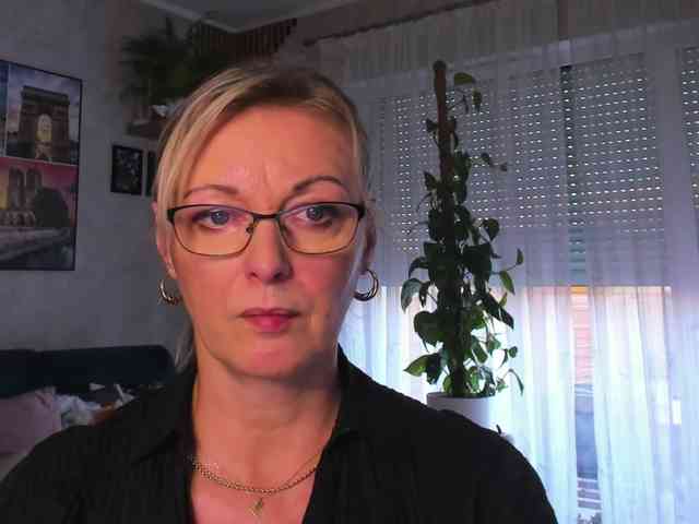 upskirt web cam SoftVANESSA