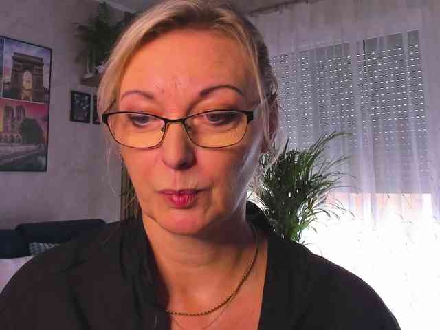 SoftVANESSA bongacams