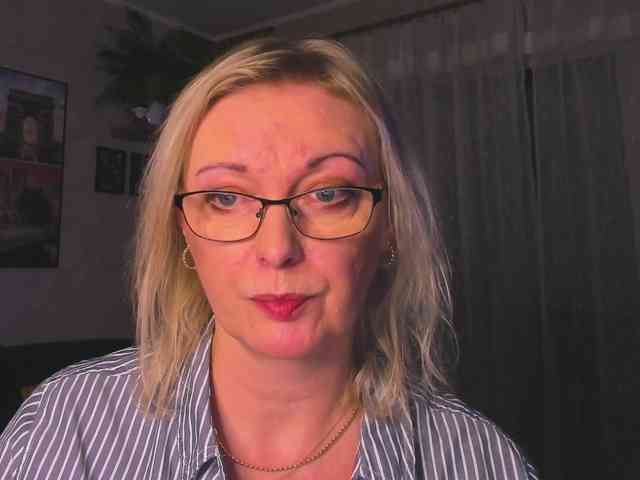 SoftVANESSA Live Webcam on BongaCams