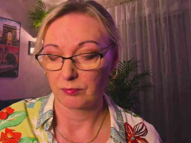 SoftVANESSA Live Webcam on BongaCams