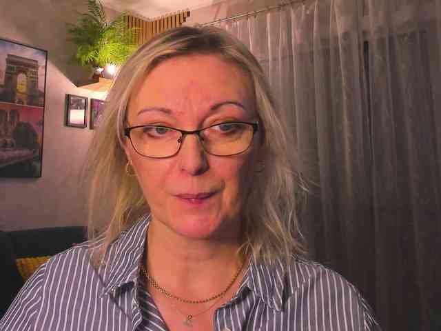 SoftVANESSA Live Webcam on BongaCams