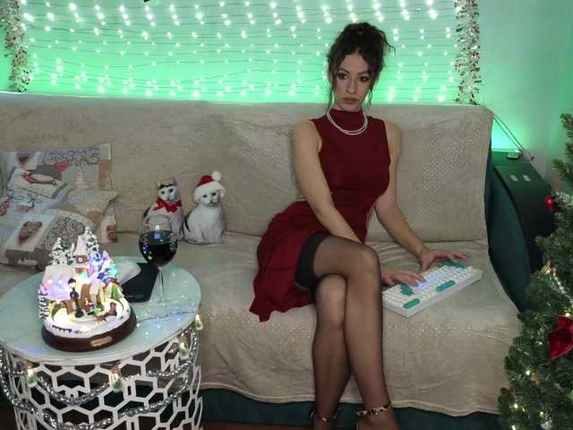 su4e4ka5555's BongaCams show and profile