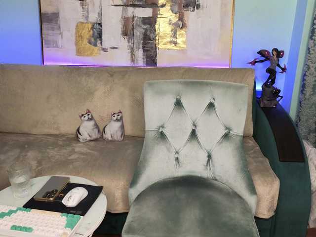 su4e4ka5555's BongaCams show and profile